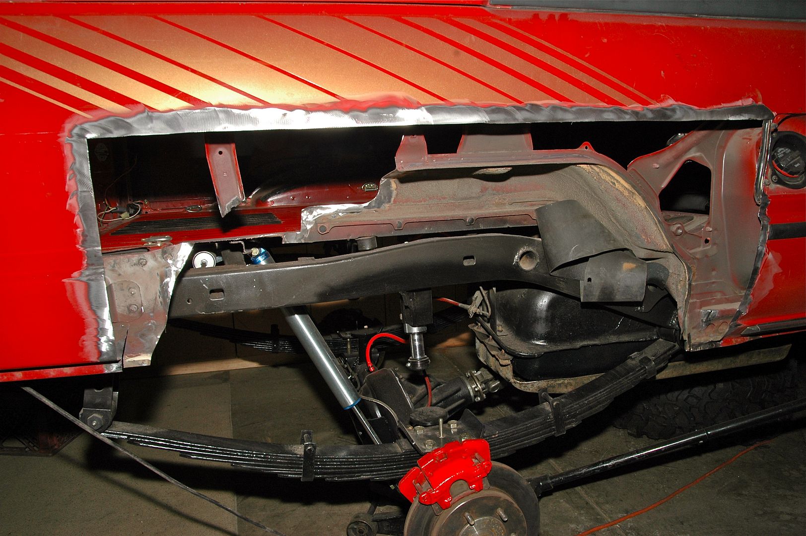 help needed on 4G 4Runner cutting rear wheel wells for larger tires